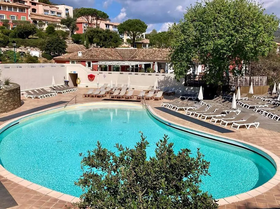 Les Restanques 1030 Arum Rez De Jardin Grimaud Apartment