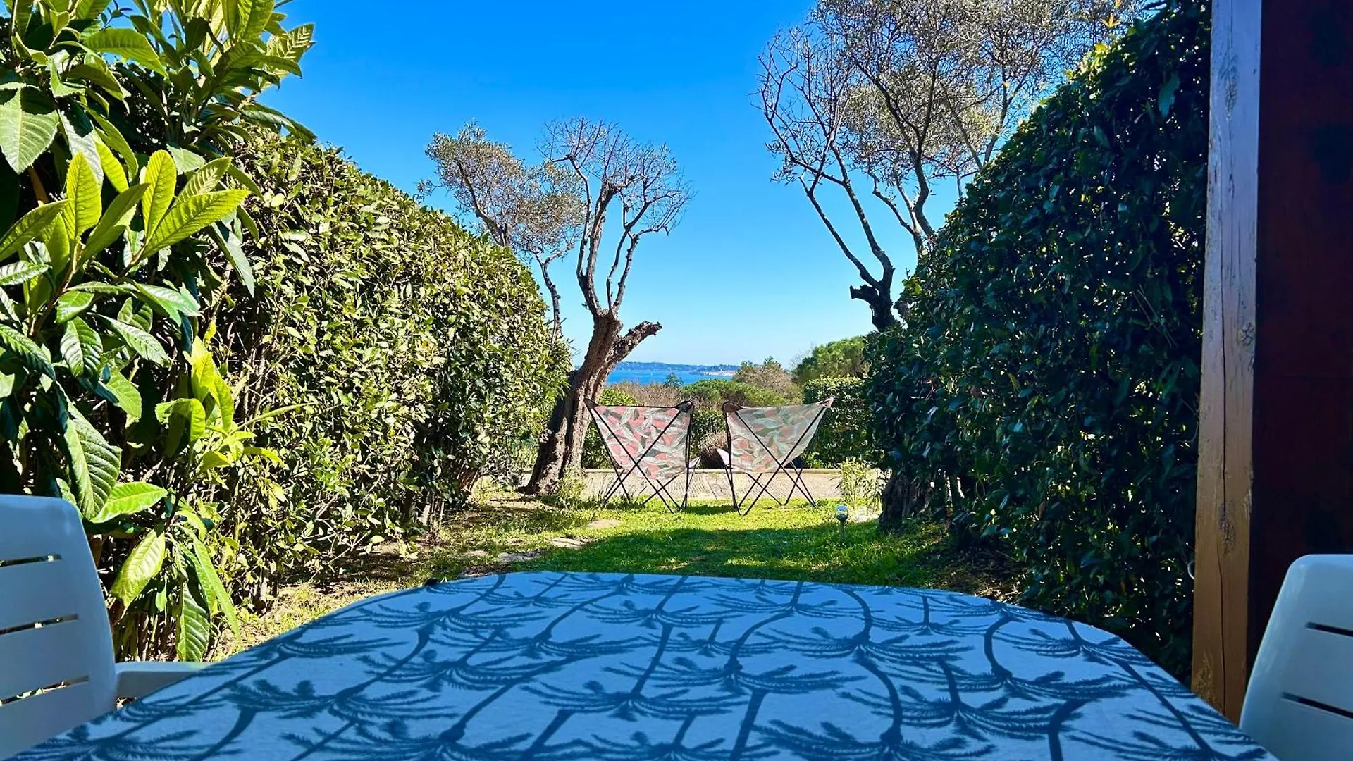 Les Restanques 1030 Arum Rez De Jardin Grimaud 0*,